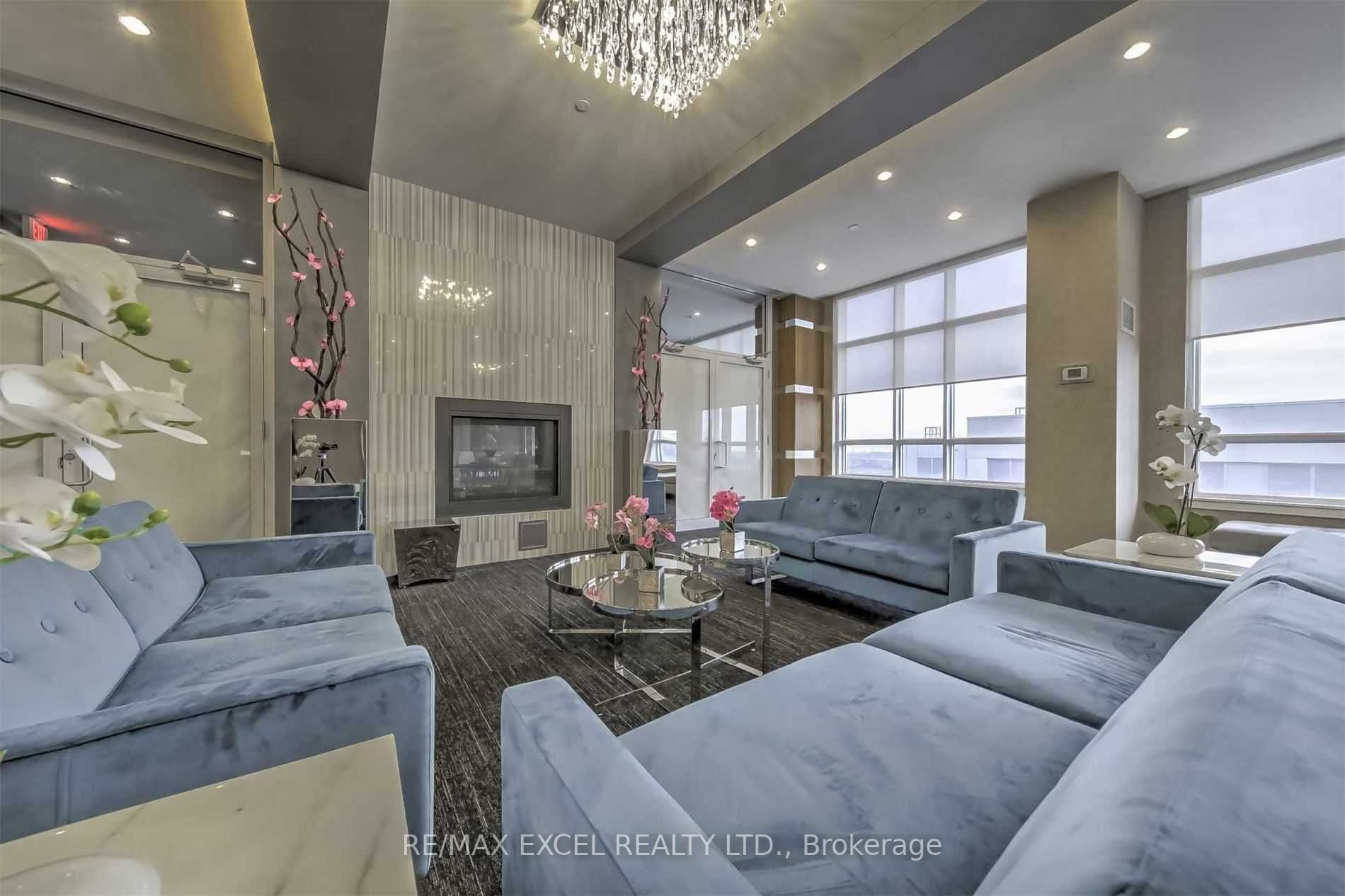 9199 Yonge Street, #SE101