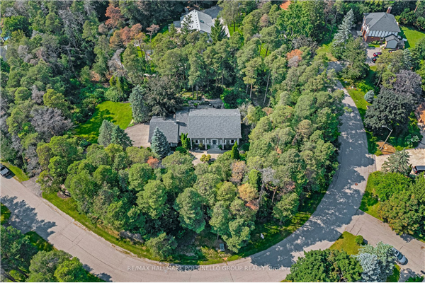 25 Cynthia Cres, Richmond Hill