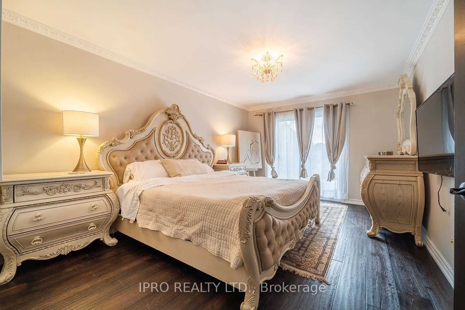 5 Greenan Rd