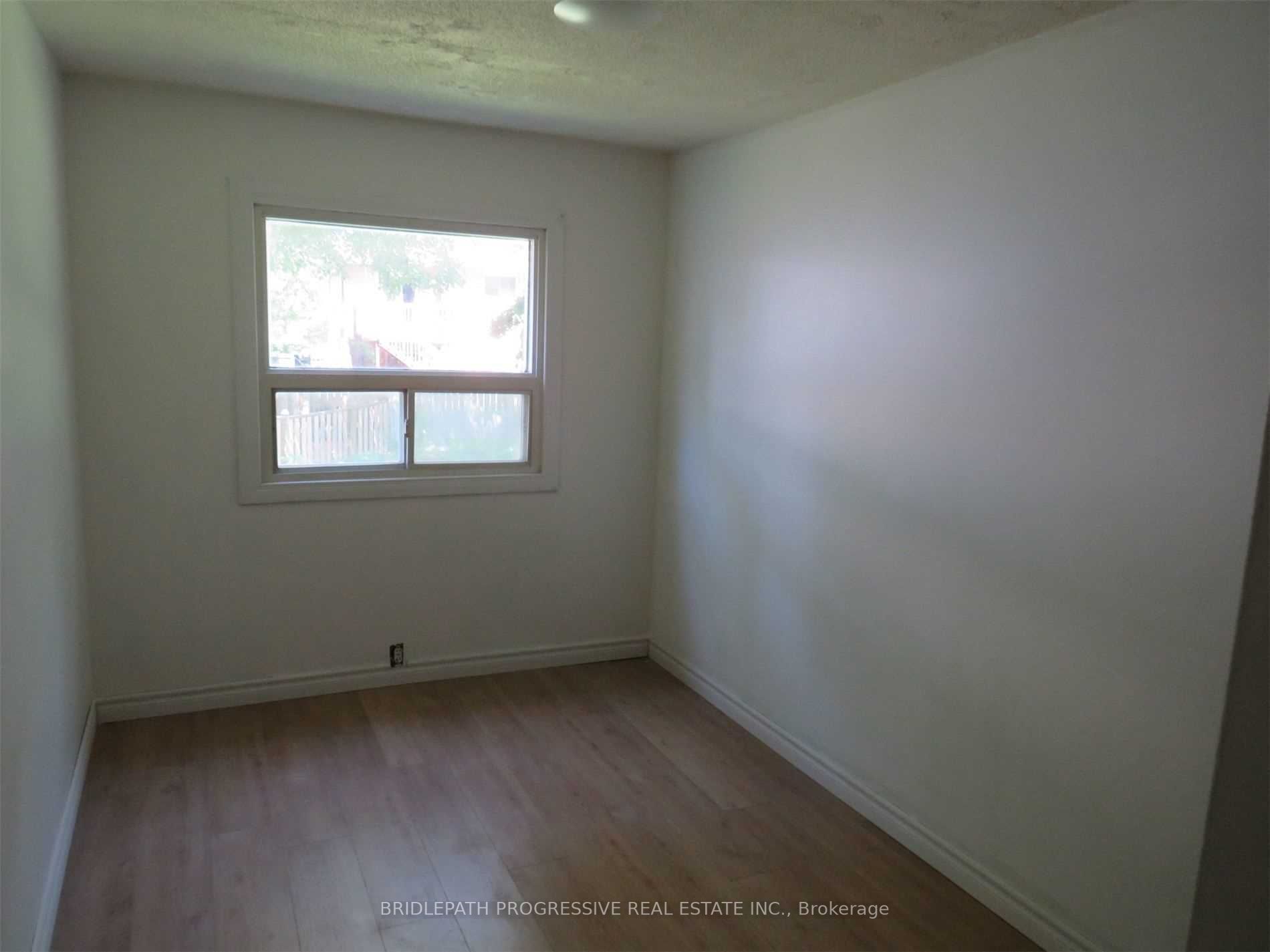 40 Riveredge Drive