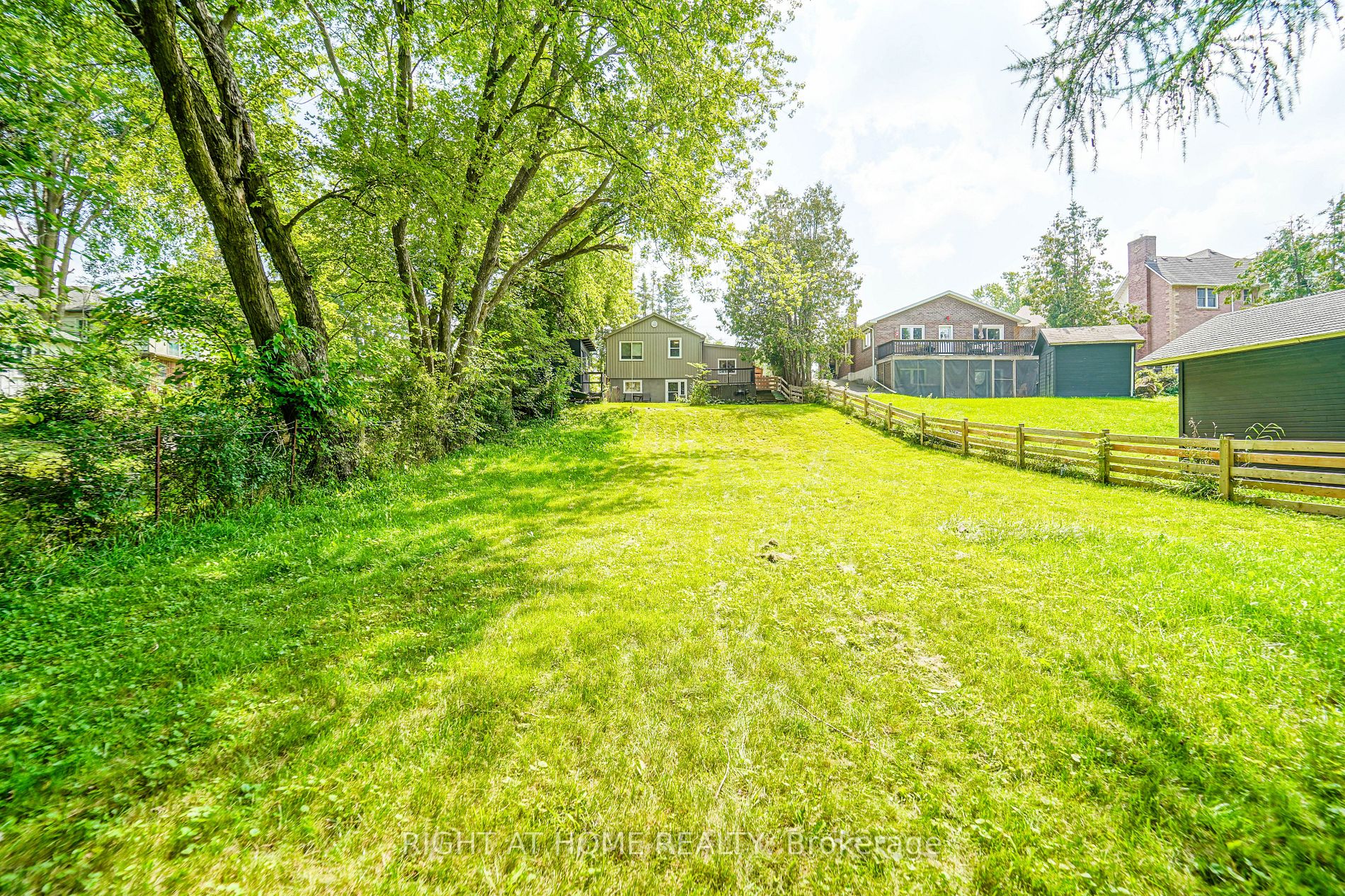 6072 Hillsdale Drive