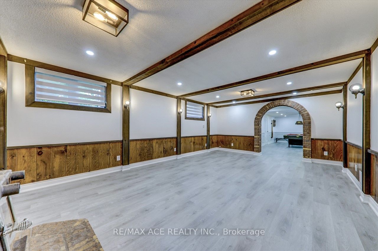 350 Regional Rd, #21