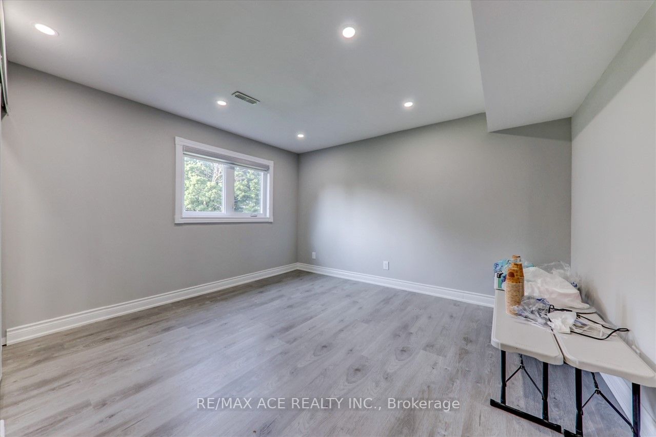 350 Regional Rd, #21