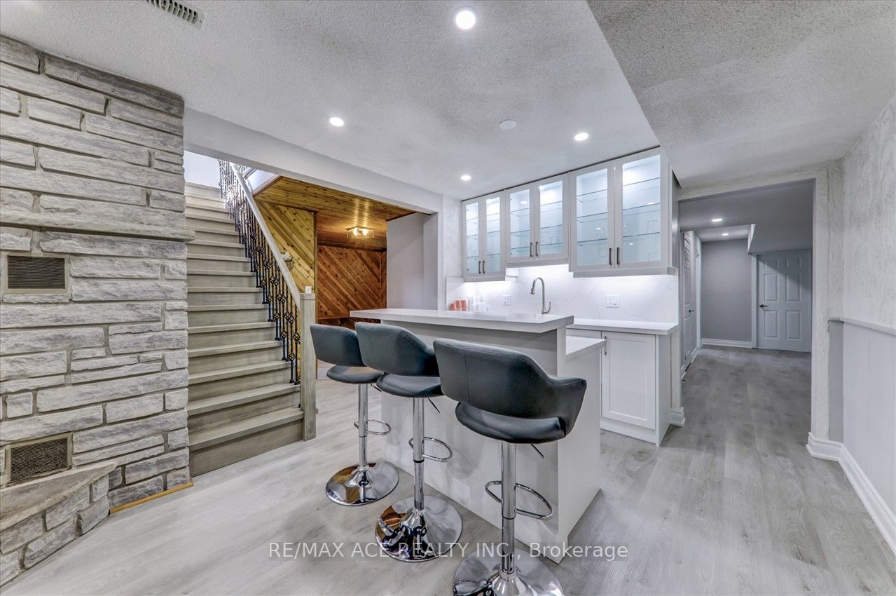 350 Regional Rd, #21