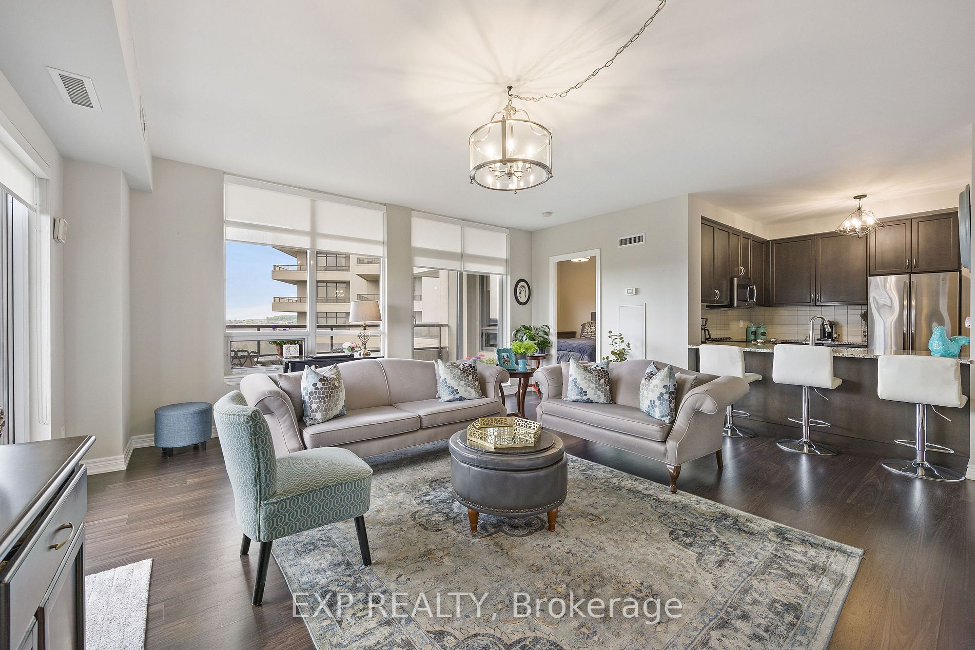 9245 Jane Street, #810