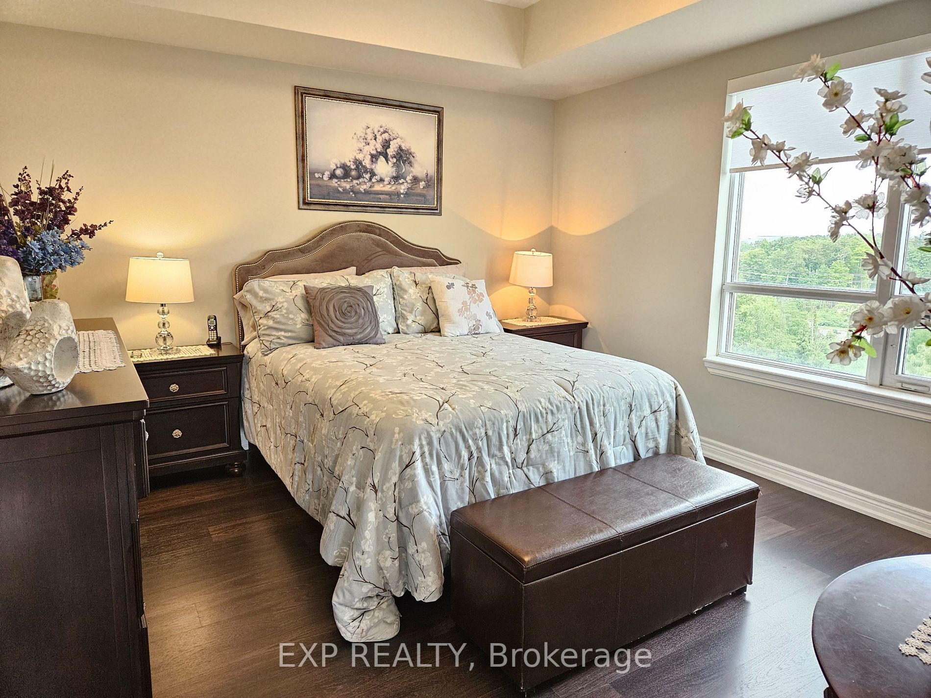 9245 Jane Street, #810