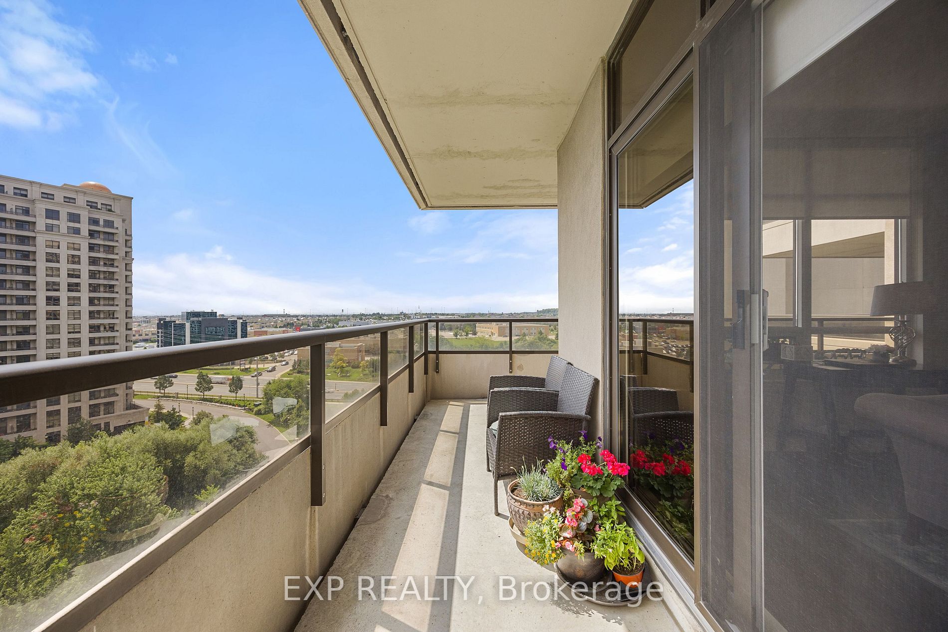 9245 Jane Street, #810
