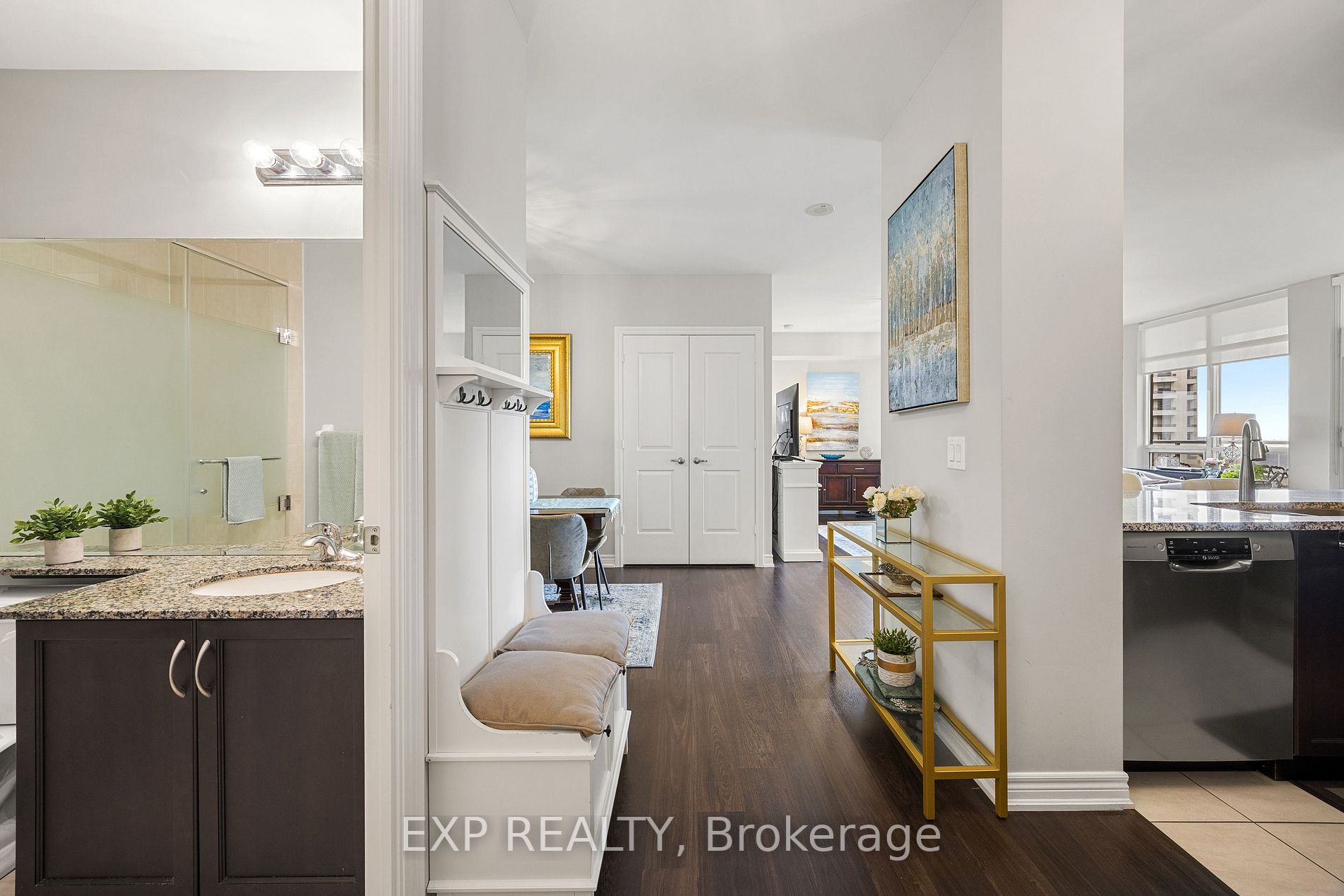 9245 Jane Street, #810