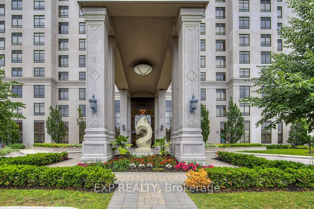 9245 Jane Street, #810