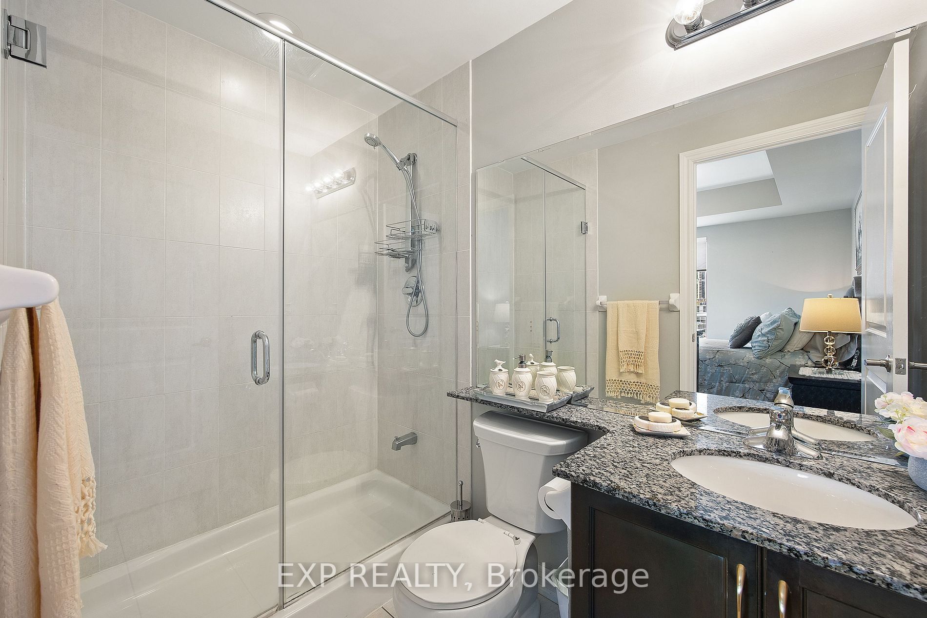 9245 Jane Street, #810