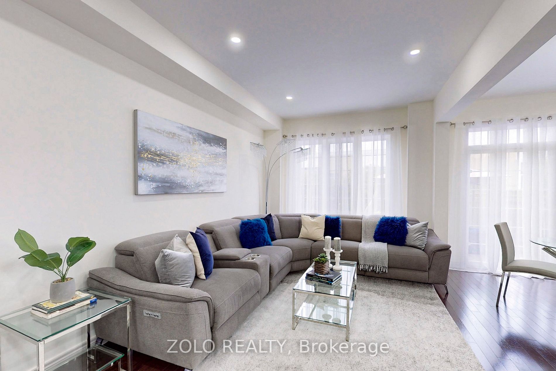 24 Millhouse Crt