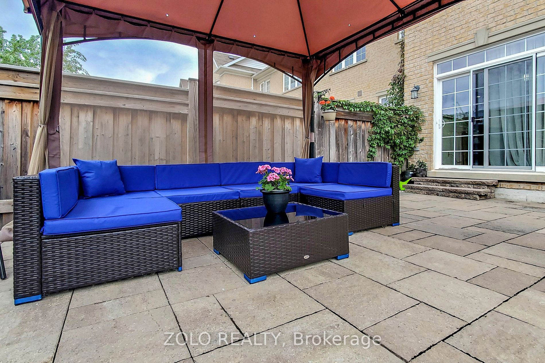 24 Millhouse Crt