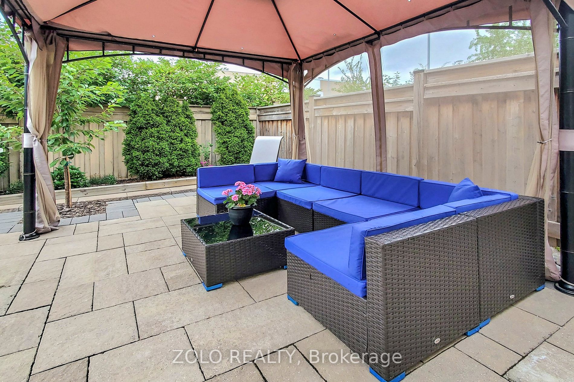 24 Millhouse Crt