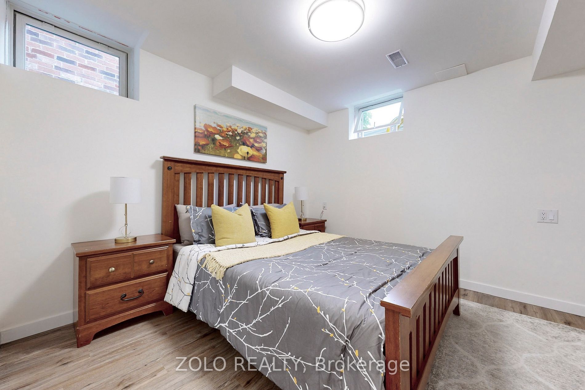 24 Millhouse Crt