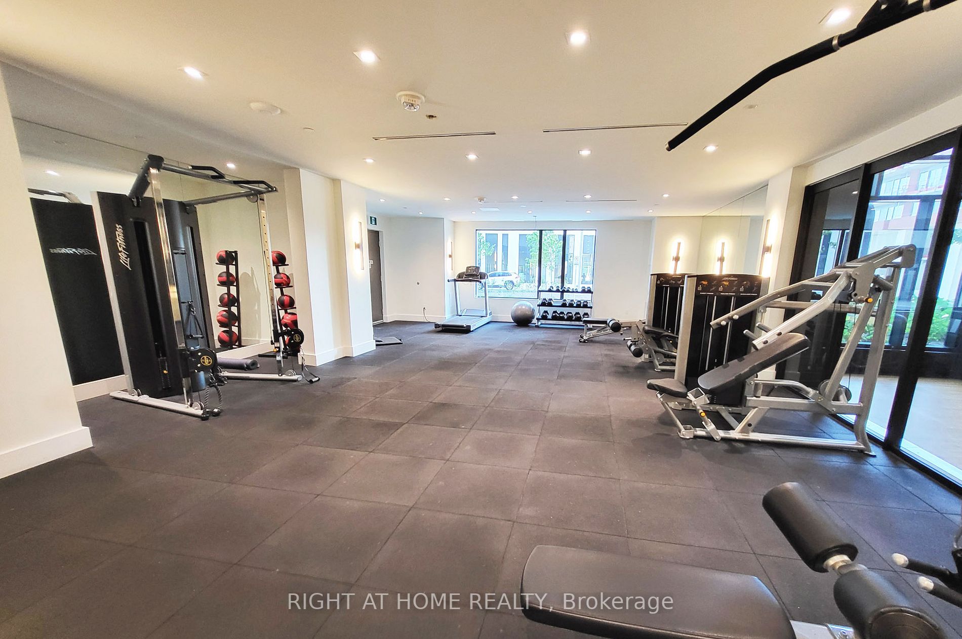 3 Rosewater St, #509W