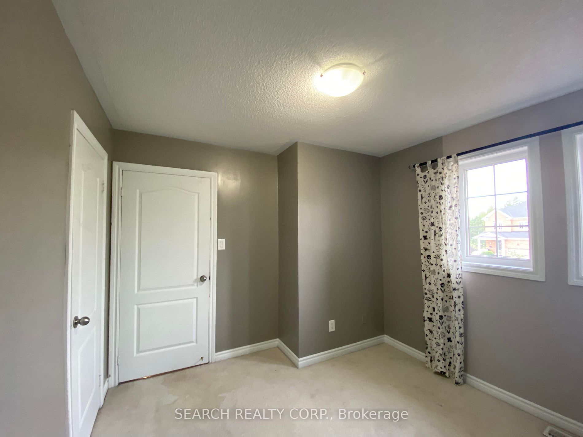 116 Collier Crescent