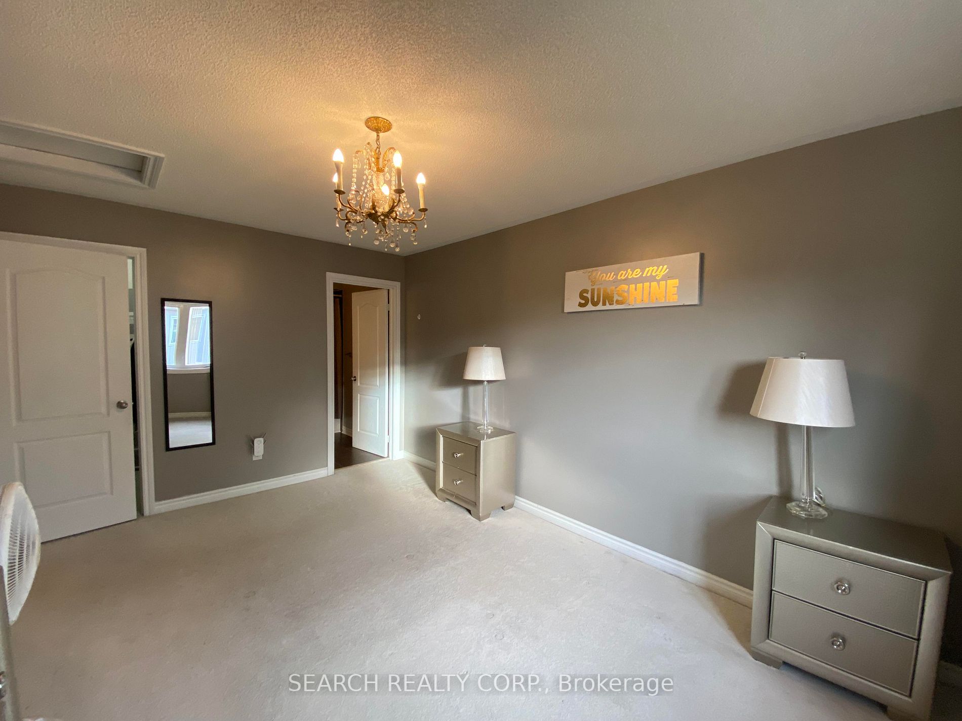 116 Collier Crescent