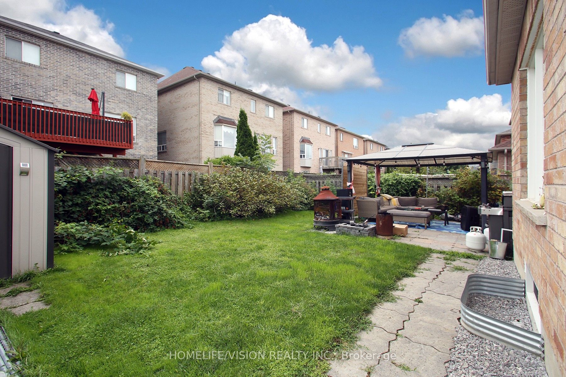 129 Flagstone Way