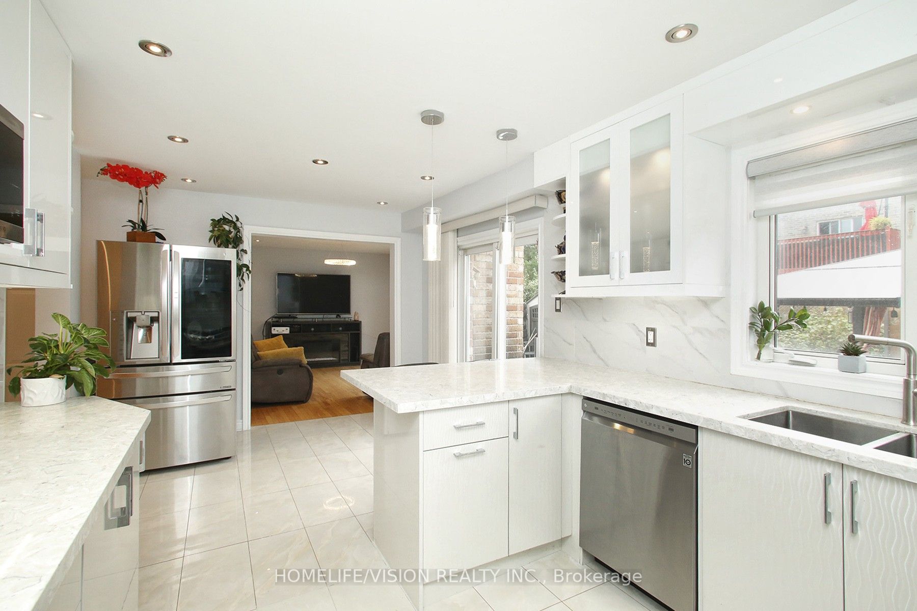 129 Flagstone Way