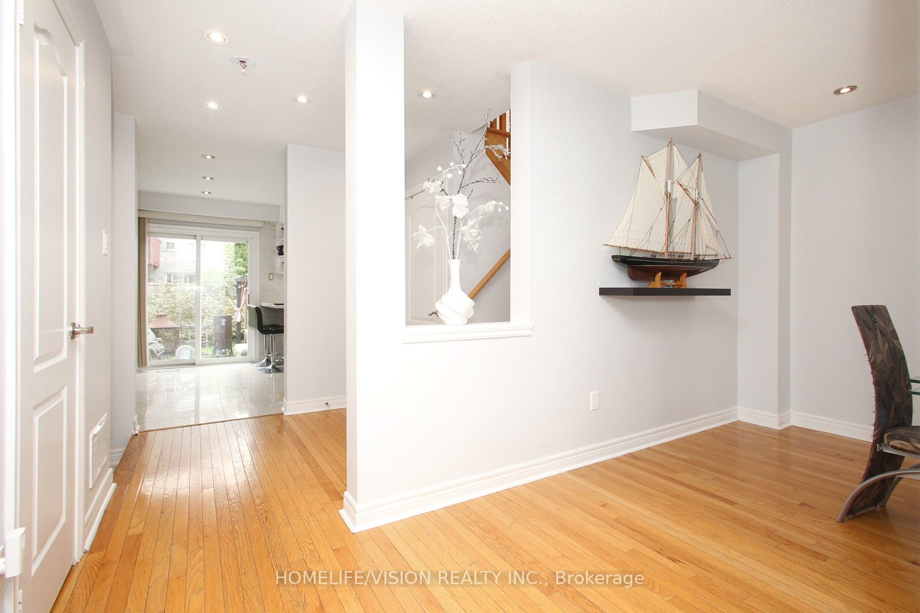 129 Flagstone Way