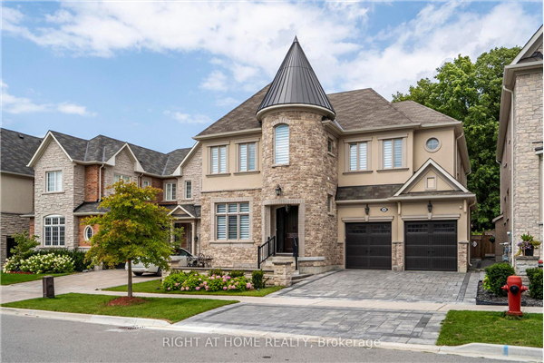 42 Forest Grove Crt, Aurora