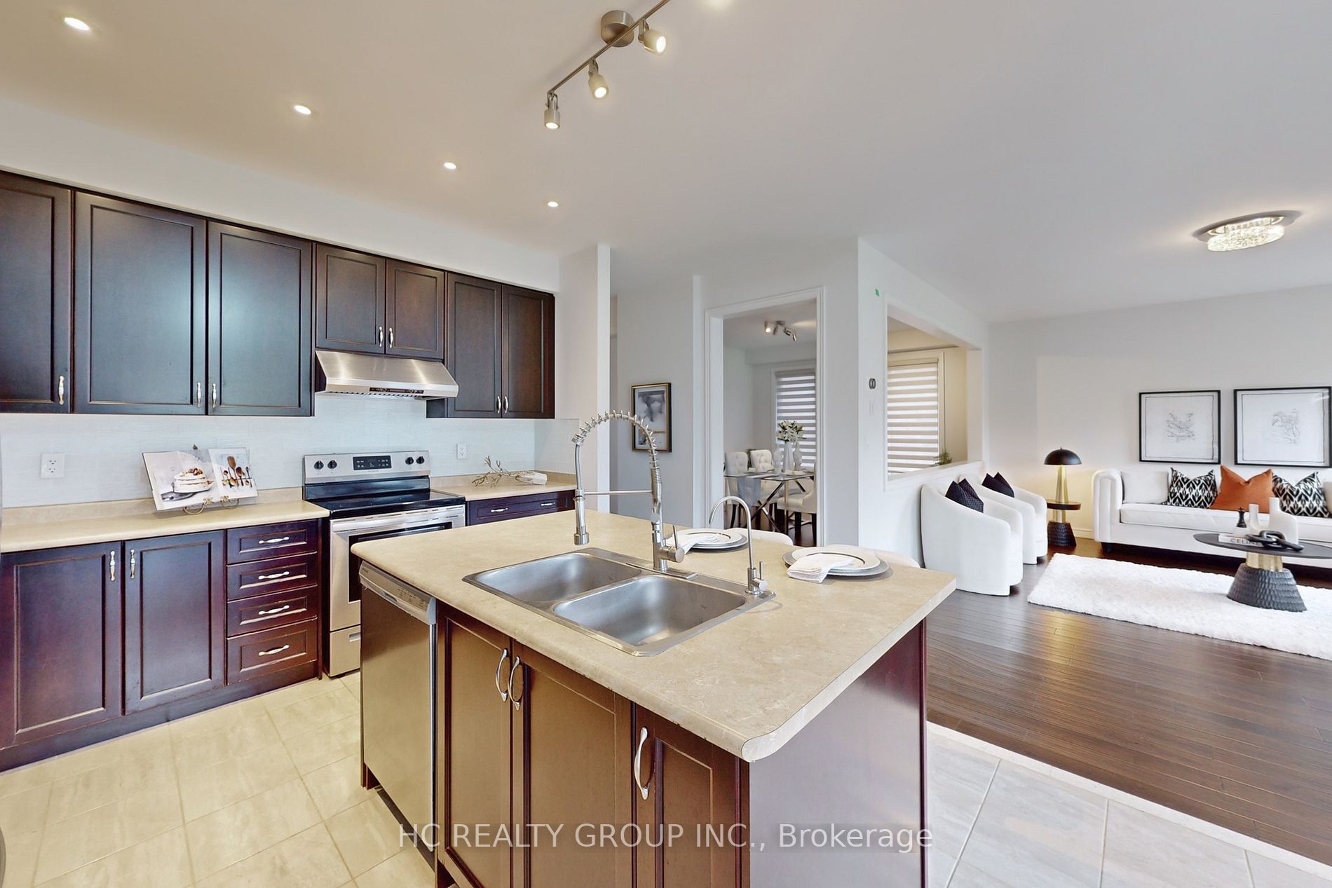 86 Robb Thompson Rd