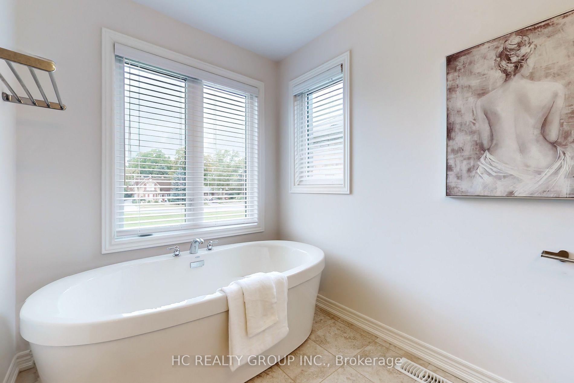 86 Robb Thompson Rd