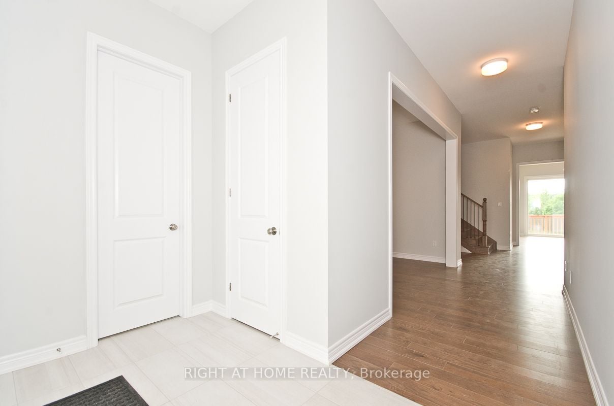92 Pine Hill Cres