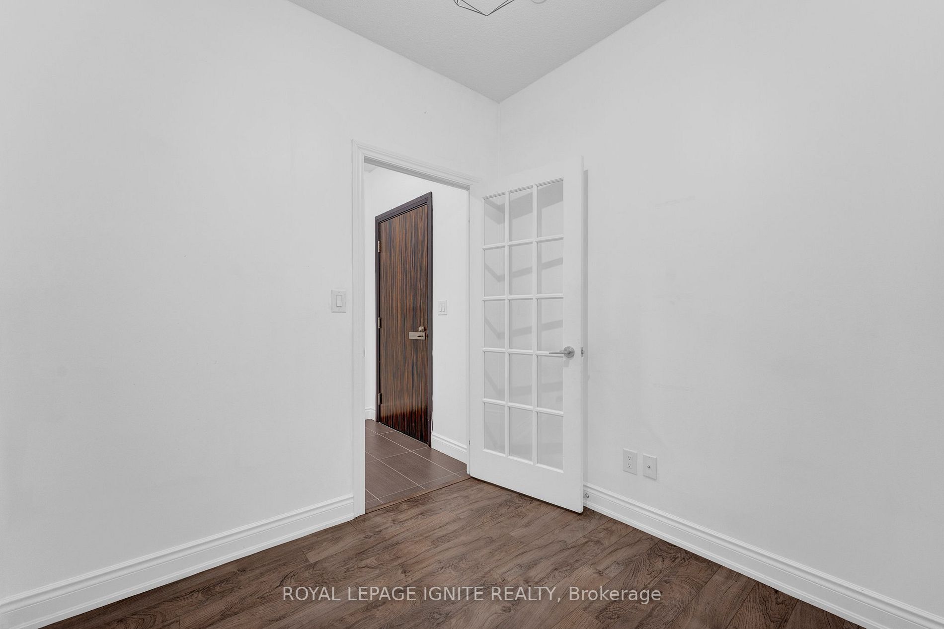 277 South Park Road, #102