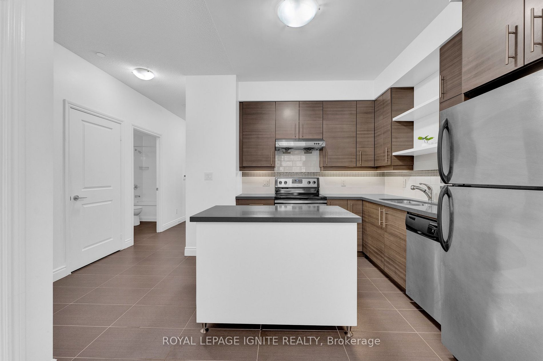 277 South Park Road, #102