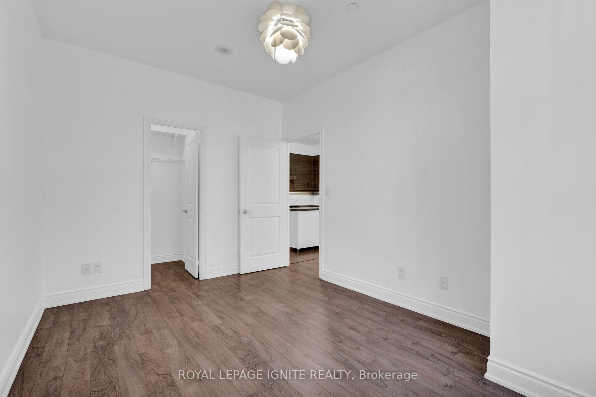 277 South Park Road, #102