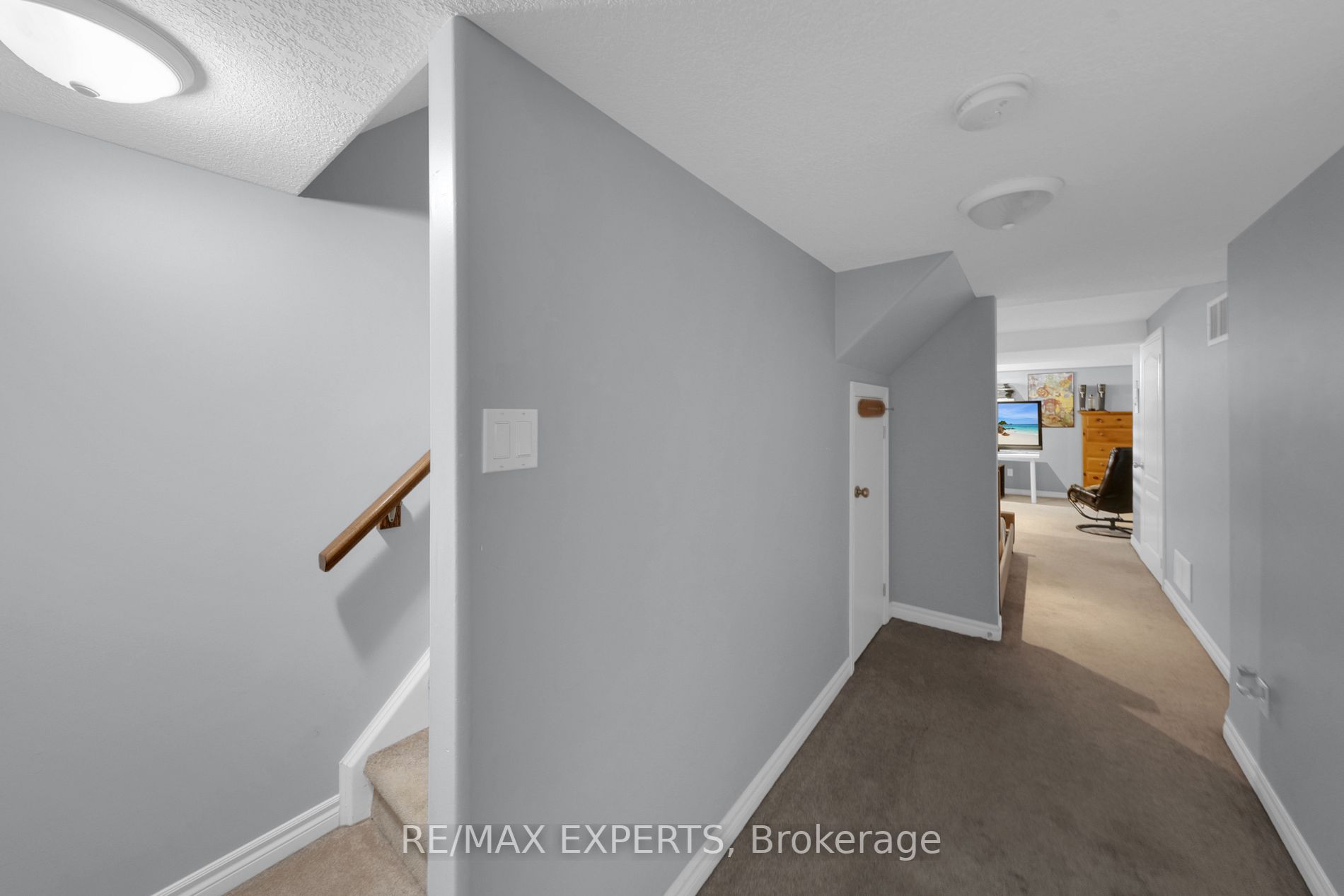 168 Gray Ave