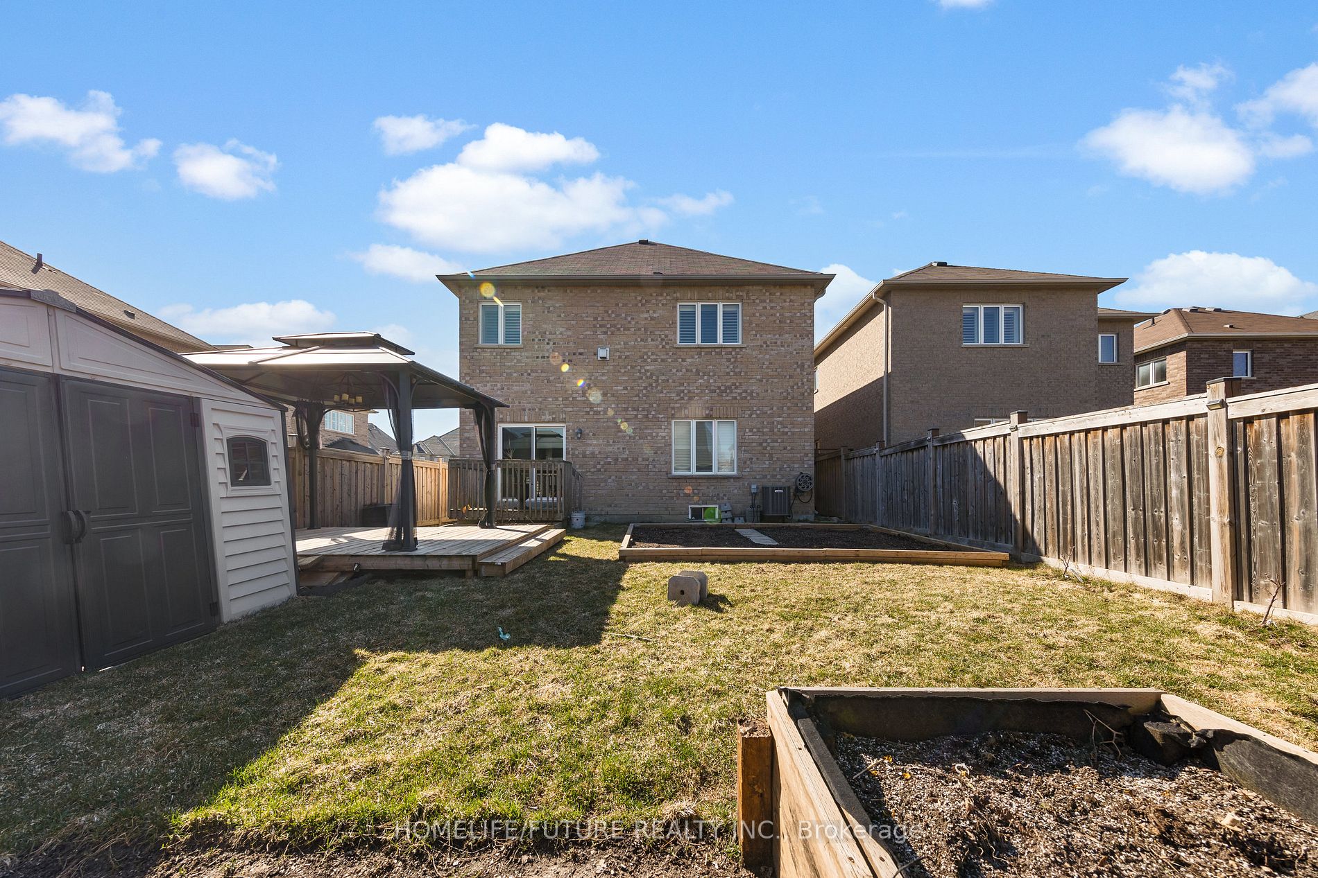 134 Gardiner Dr