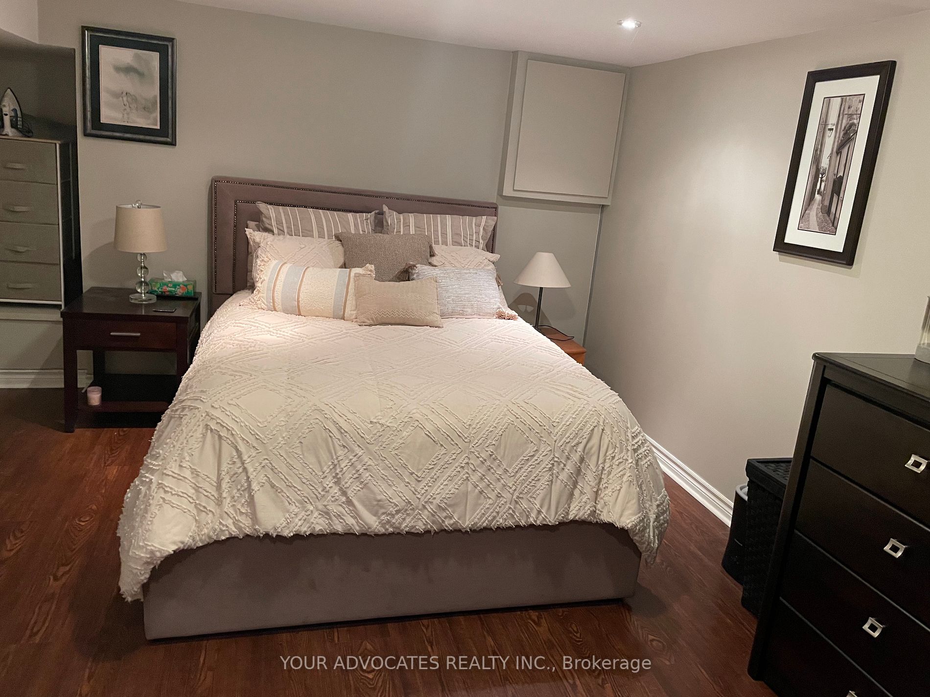 30 Collins Cres, #Bsmt