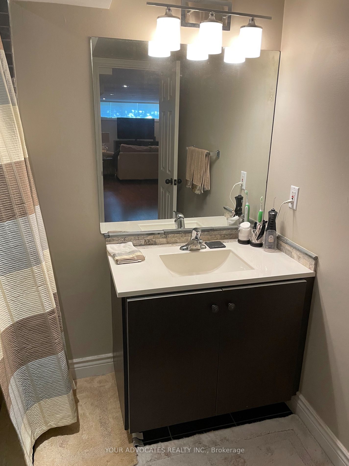 30 Collins Cres, #Bsmt