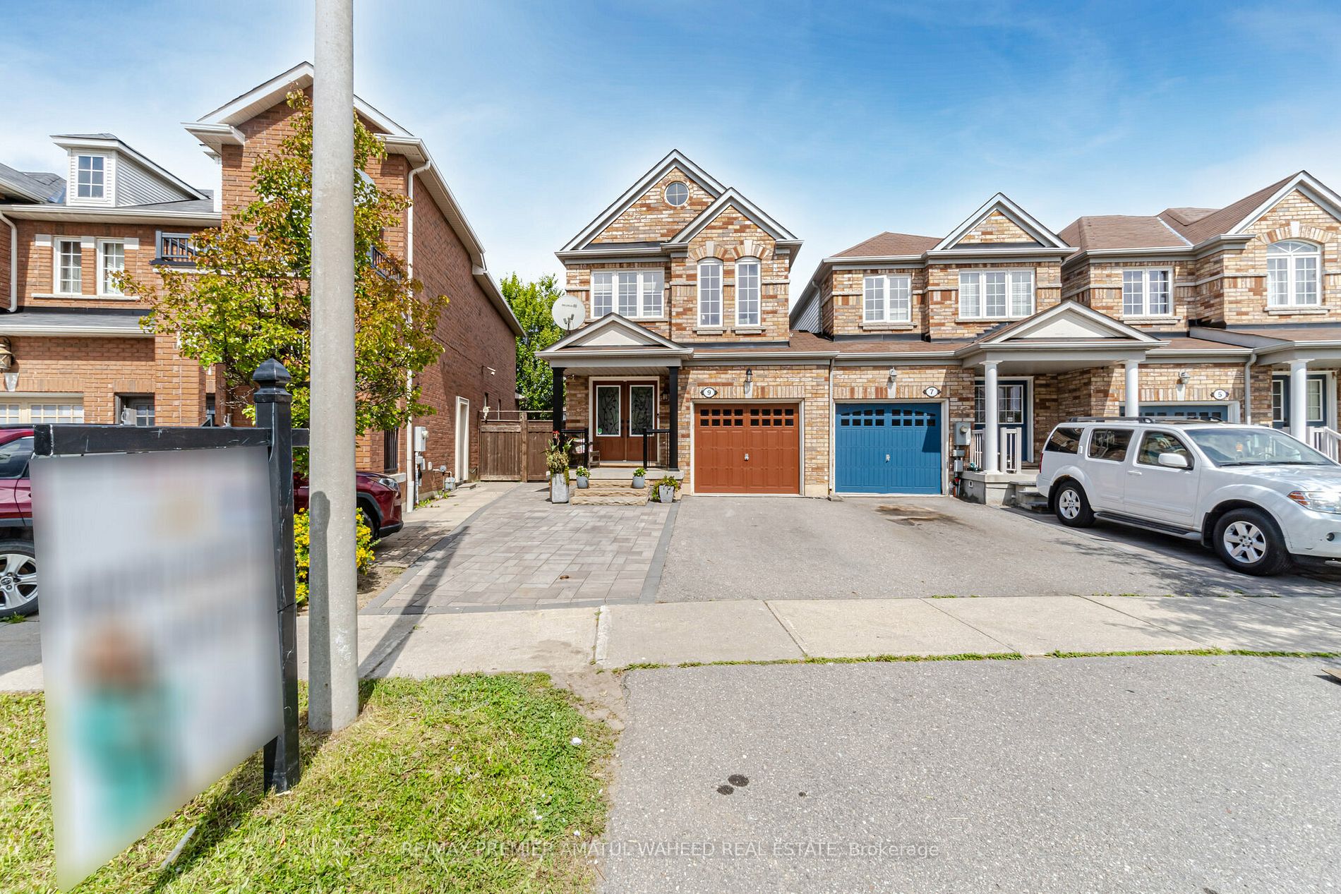 9 Summit Dr