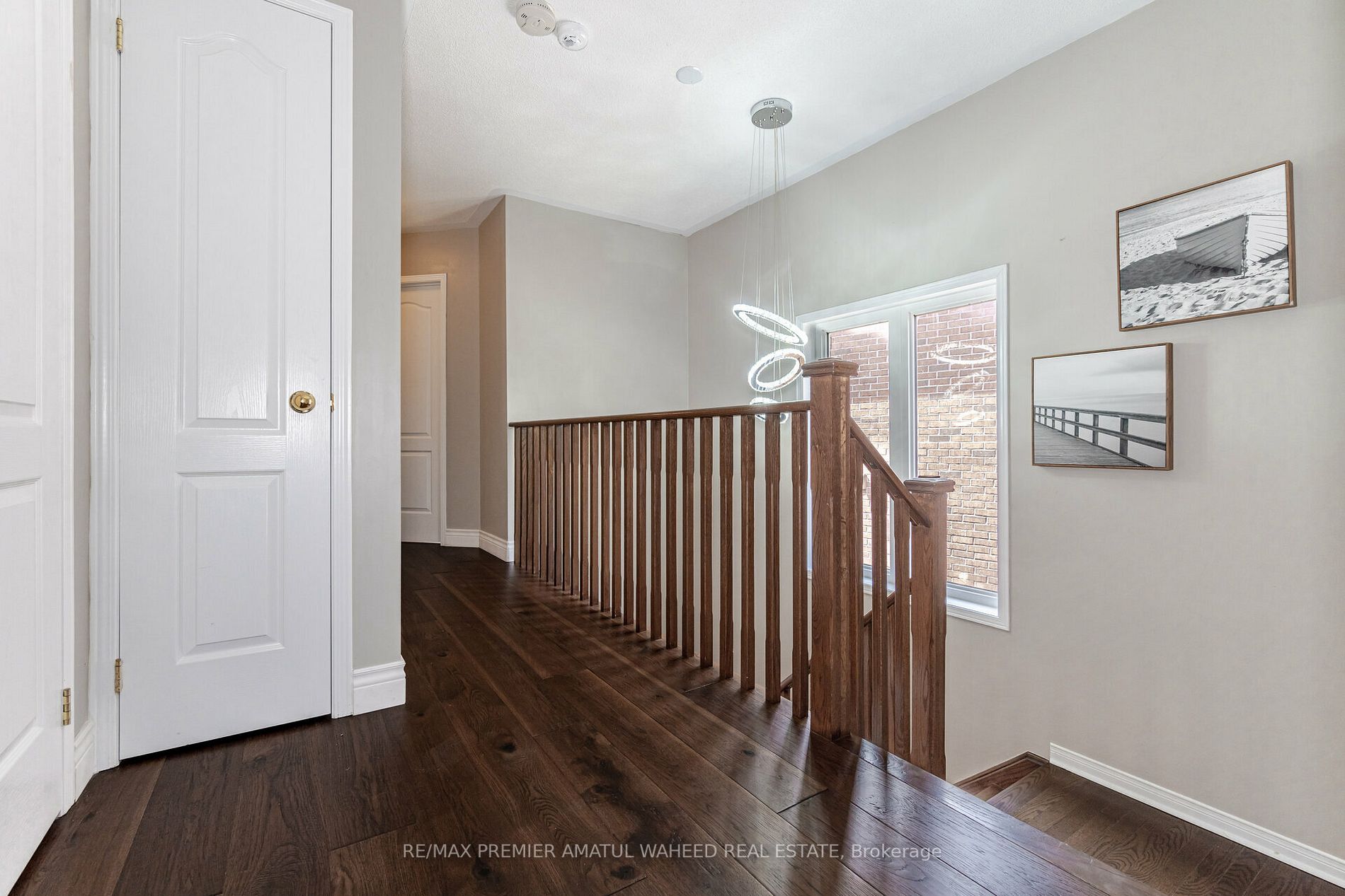 9 Summit Dr