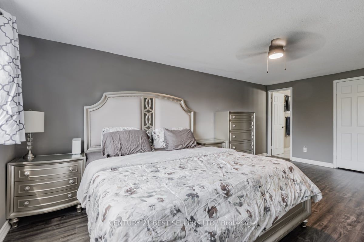 109 Hutchinson Dr