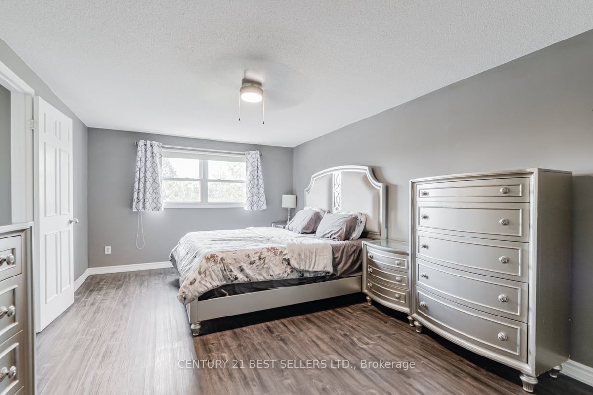 109 Hutchinson Dr