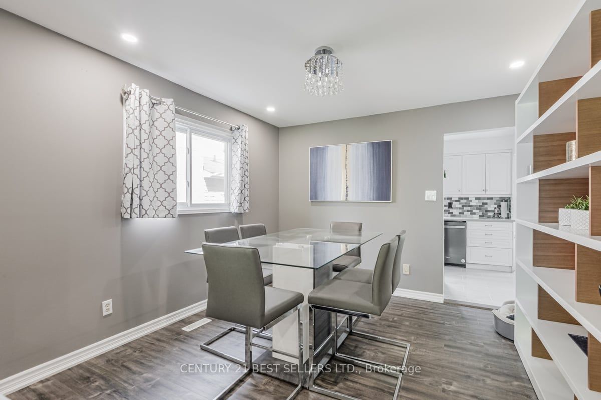 109 Hutchinson Dr