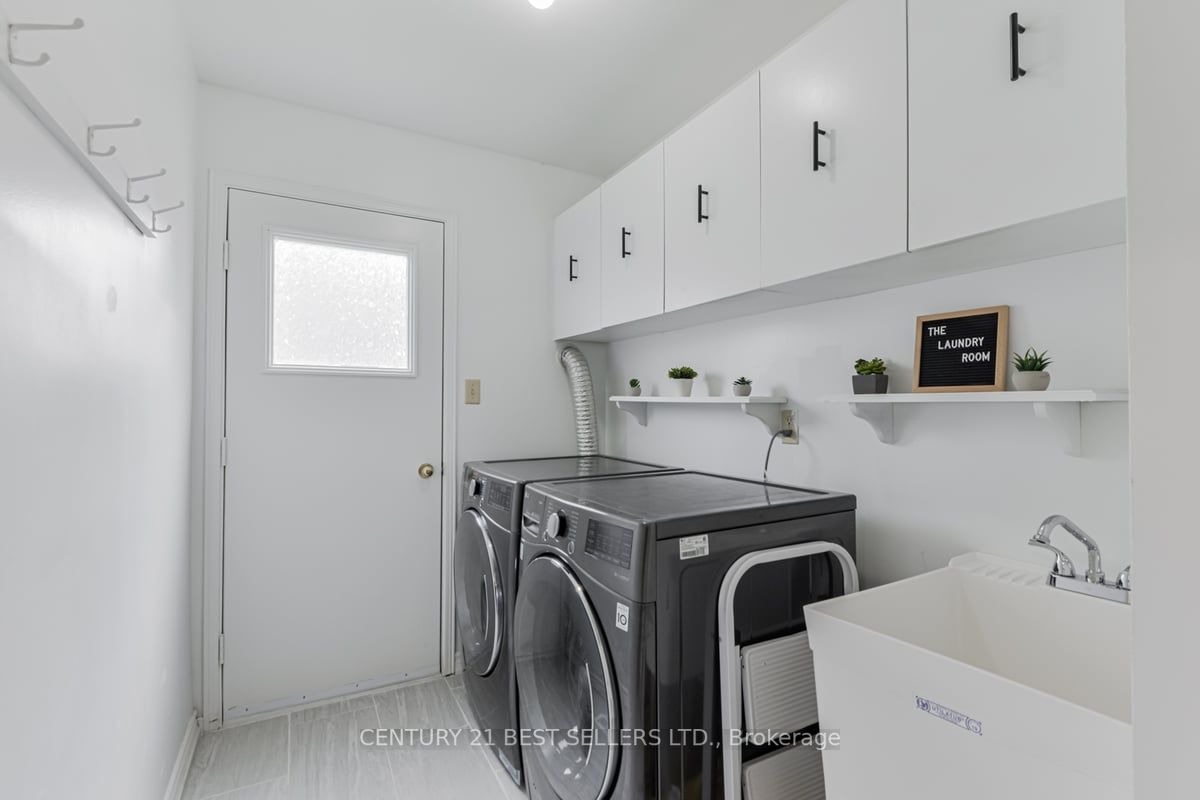 109 Hutchinson Dr