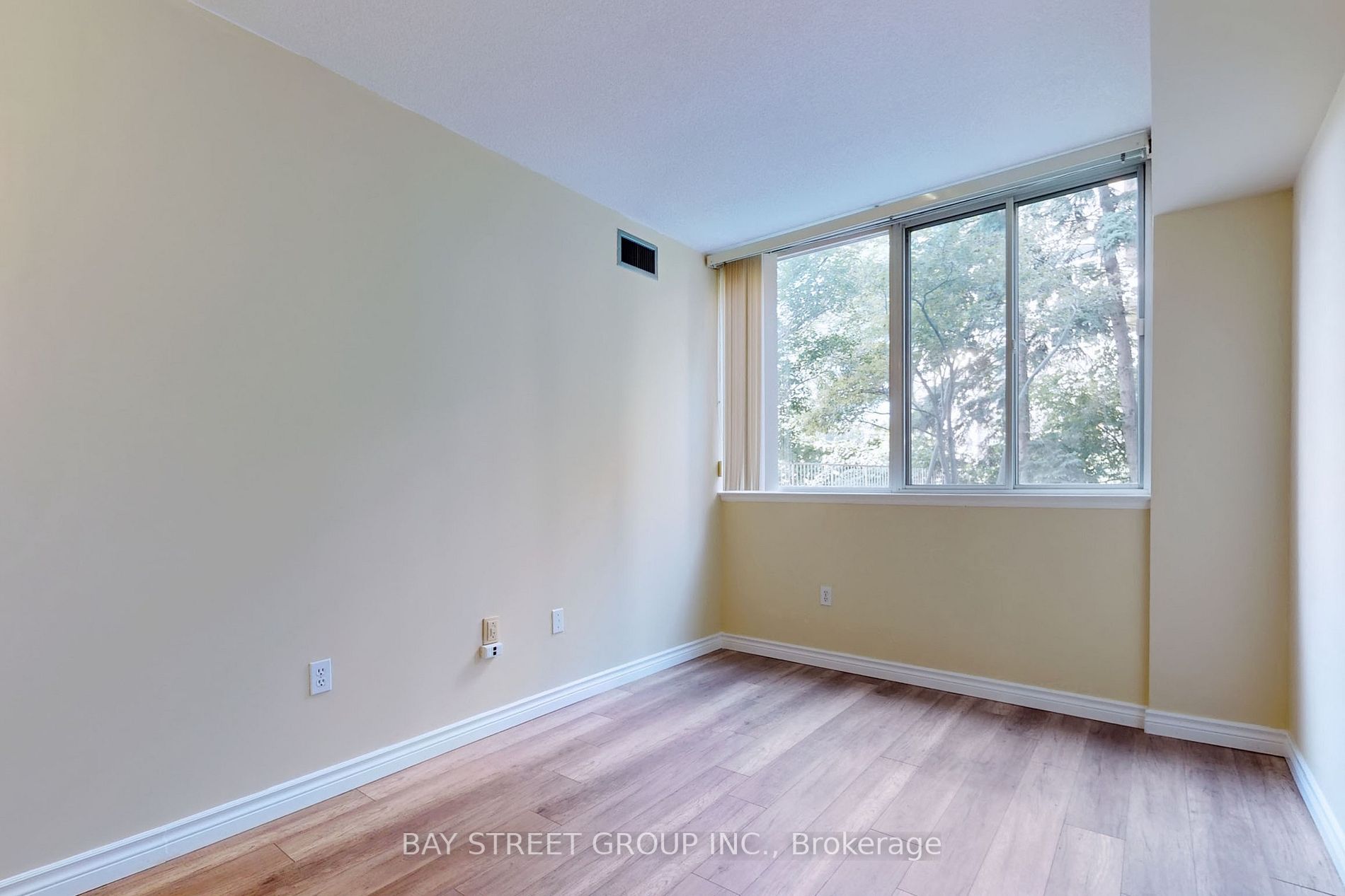 Listing N6756808 - Large Photo # 19