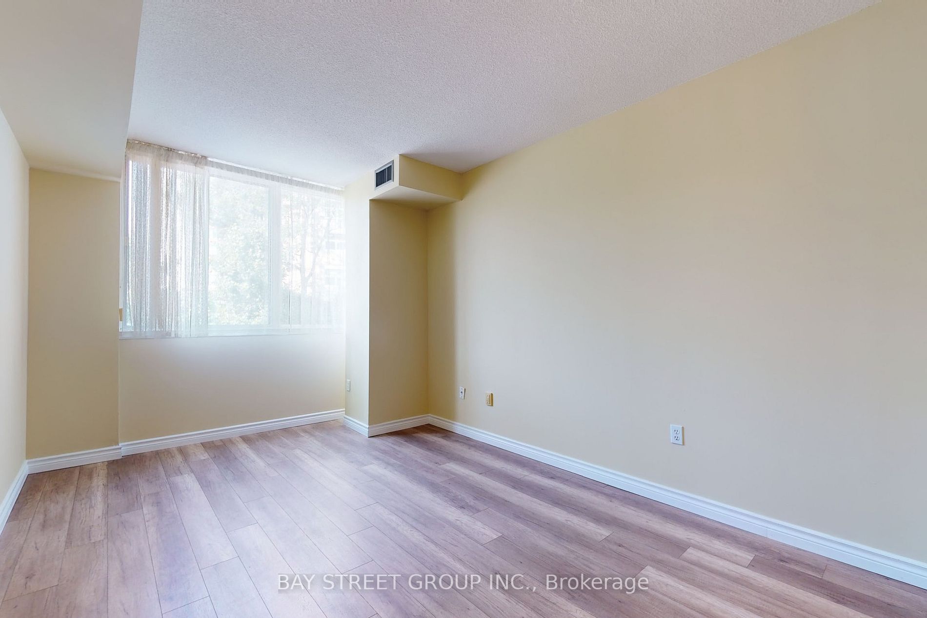 Listing N6756808 - Large Photo # 23