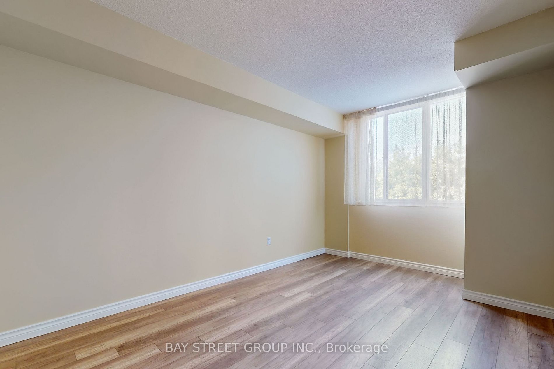Listing N6756808 - Large Photo # 24