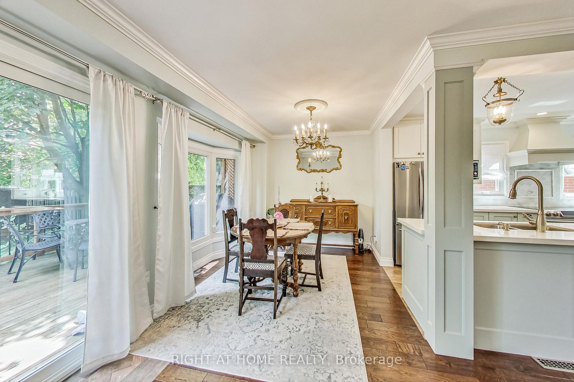75 Sandfield Dr