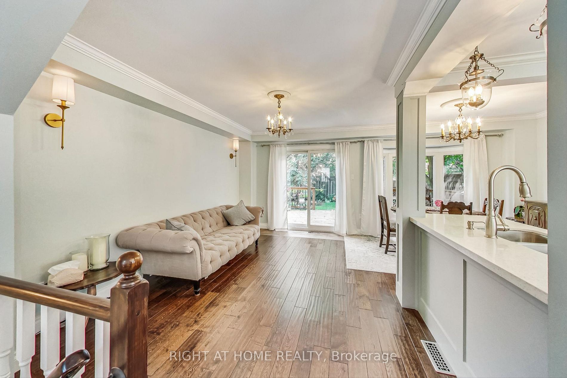 75 Sandfield Dr