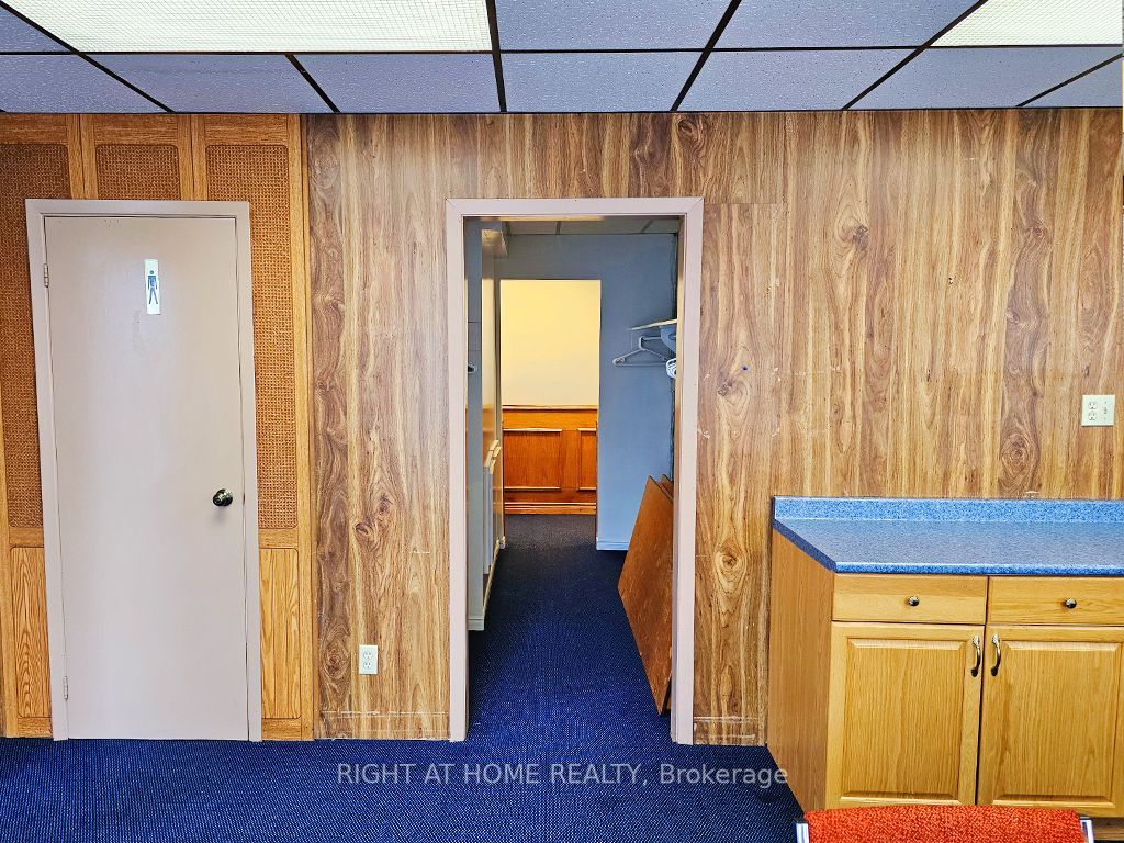 10 Harlech Crt, #1