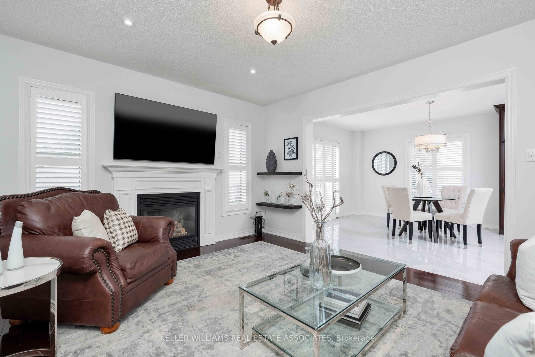 81 Crown Cres