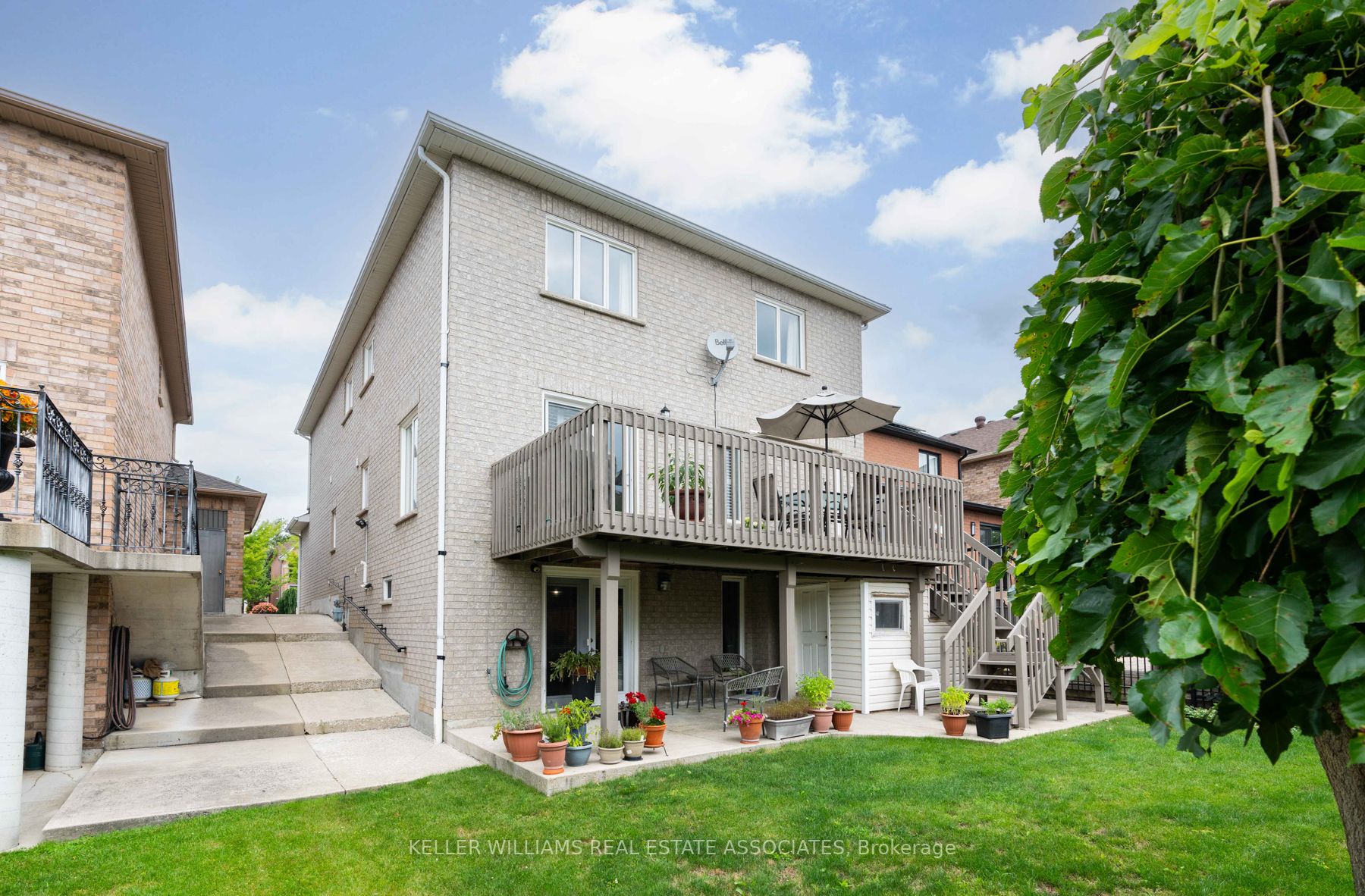 81 Crown Cres