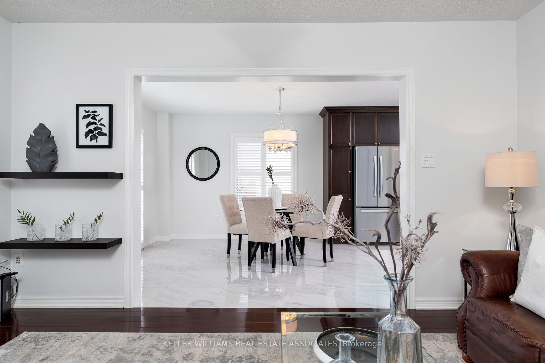 81 Crown Cres